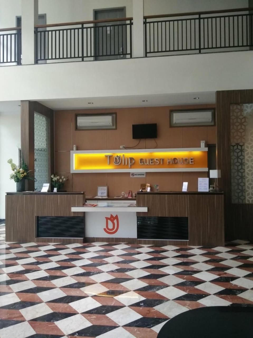 Tulip Guest House Bandung Exterior photo